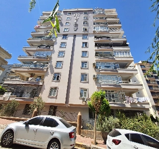 ürün AYDEM EMLAKTAN SATILIK DAİRE  4 ODA 180 M2 10 KATLI BİNANIN  7 Cİ KATI MUTFAK DOLABI GÖME DOLABI VESTİYER  DOĞAL GAZLI ISLAK ZEMİN HARİÇ KOPLE PARKE  YER KARAKÖPRÜ  KARŞI YAKA   MAHALESİ GO PETROL ARKASI  FİYAT 1,450 BİN İLTİŞİM 0541 626 60 67