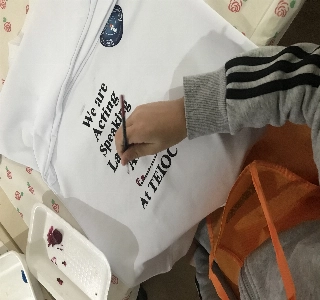 ürün DIY Cotton White Kids Sweatshirt with TEIOC Logo