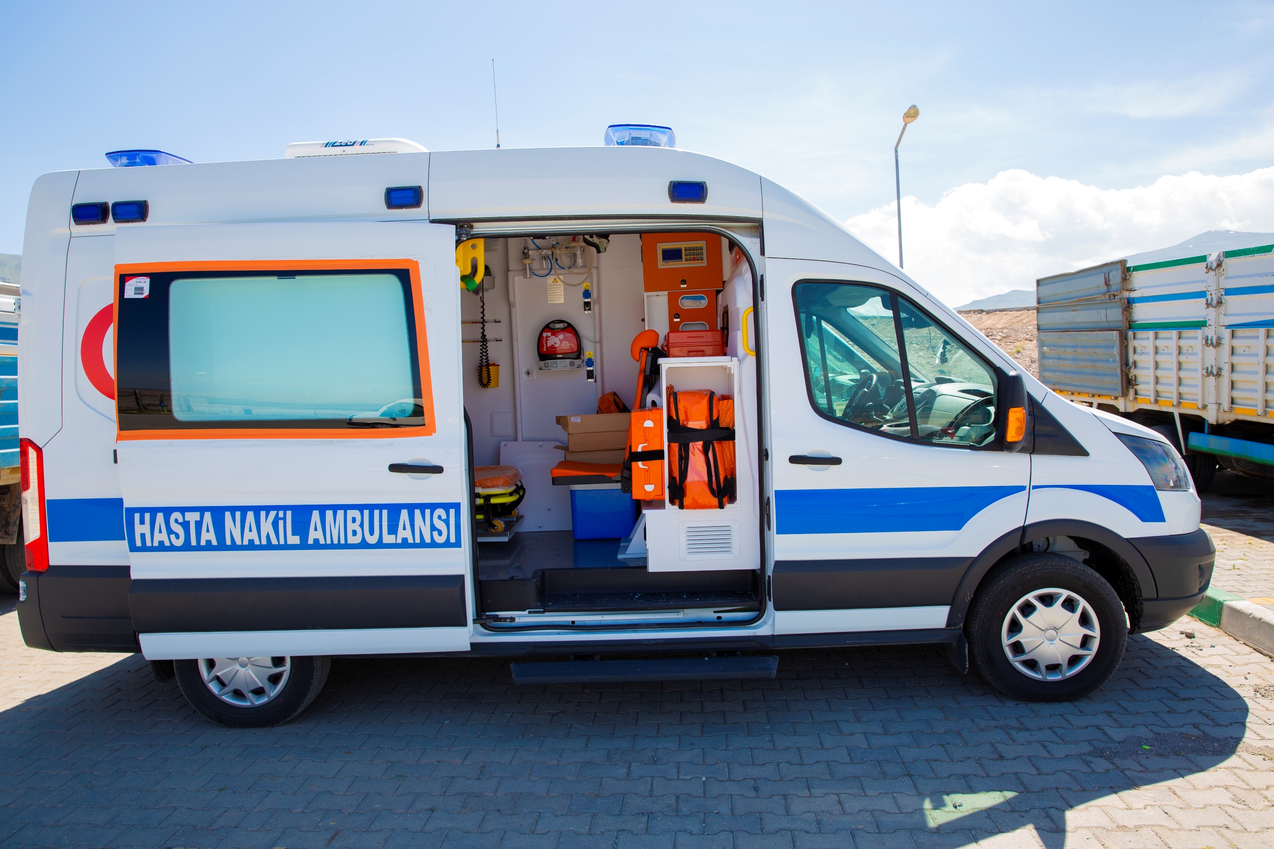 hizmet ŞEHİRLERARASI HASTA NAKİL VE ÖZEL AMBULANS