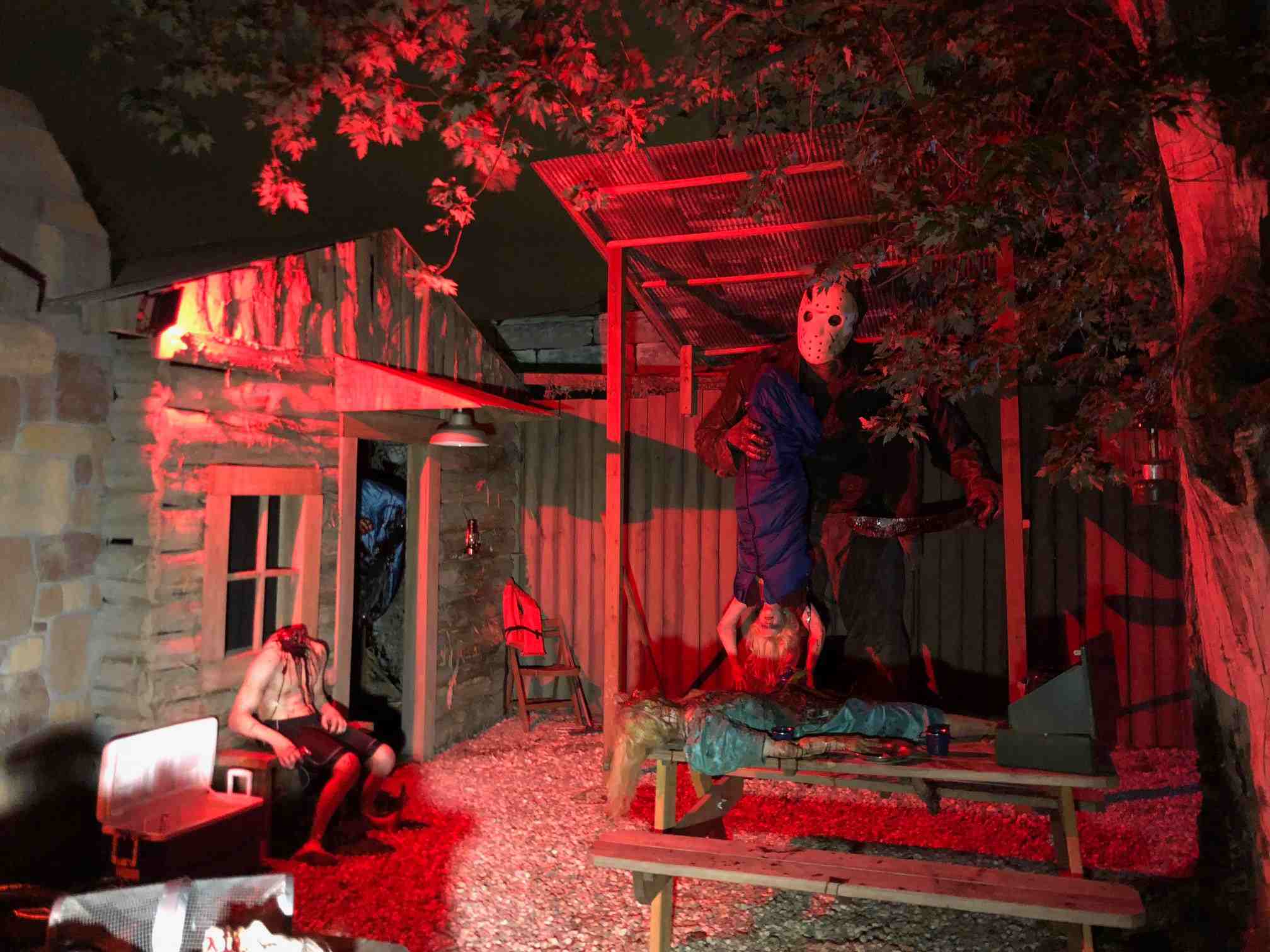 hizmet GECE AÇIK KORKU EVİ 
