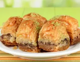 hizmet CEVİZLİ BAKLAVA