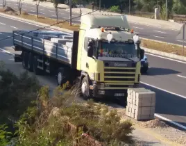 hizmet AĞIR VASITA YOL YARDIM