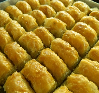 ürün CEVİZLİ BAKLAVA