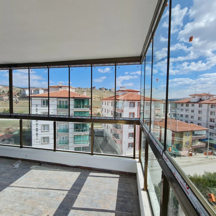 tanitim resim ULUYOL CAM BALKON